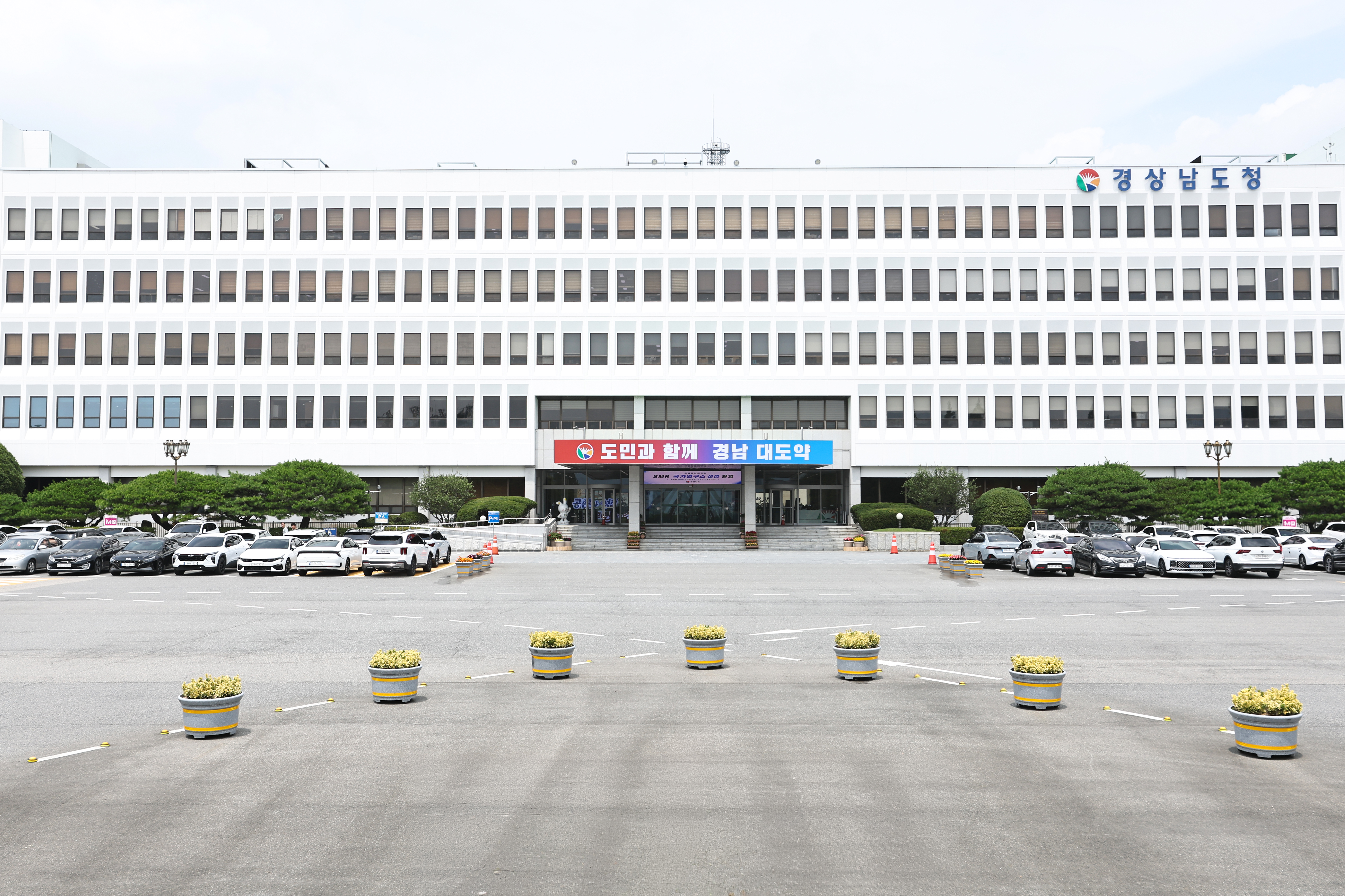 경남 우주항공기업 8개사, 판보로에어쇼에서 글로벌 수주 도전