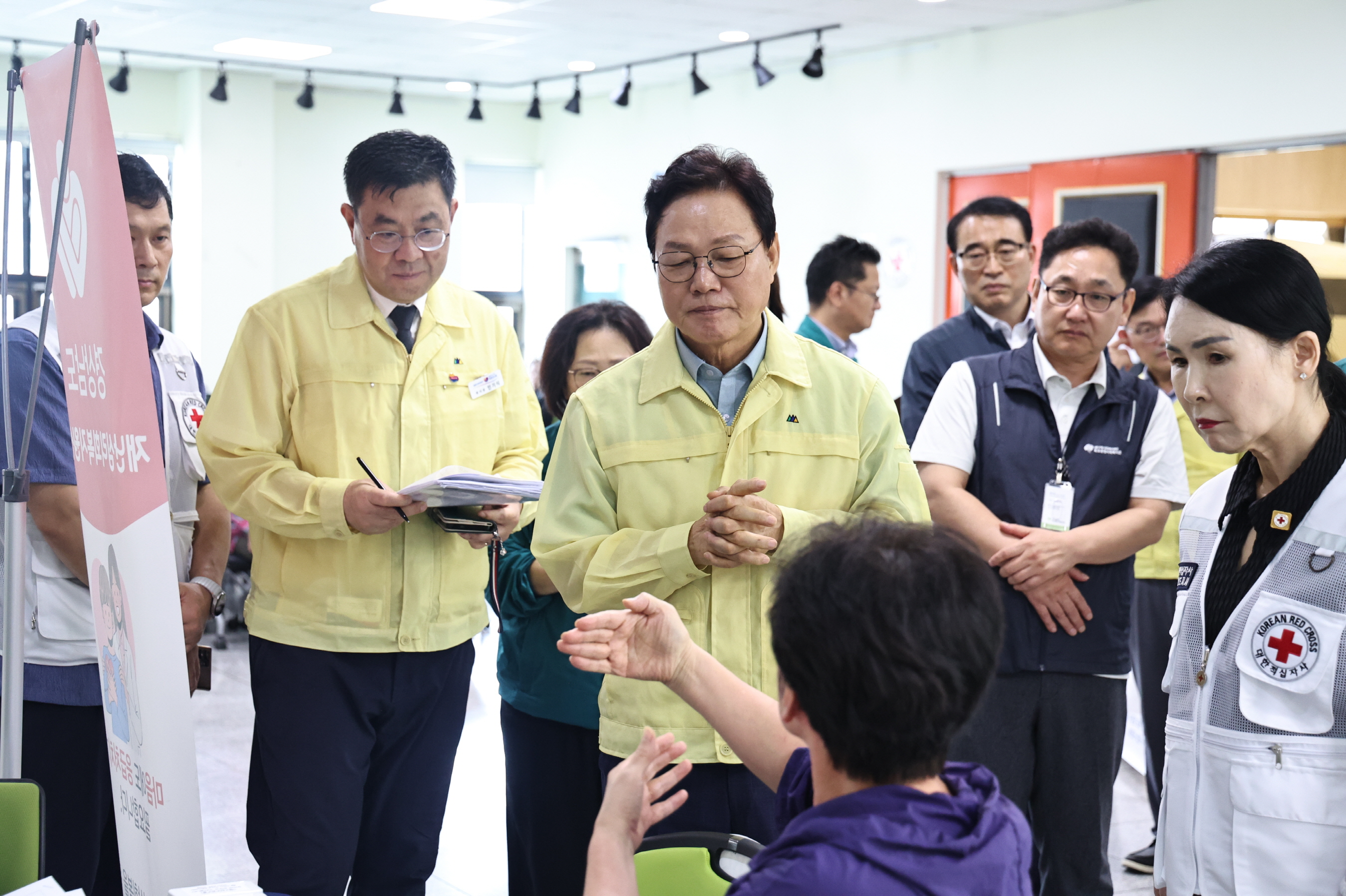 거제·통영 피해현장 함께한 박완수 지사… “이재민 일상회복까지 끝까지 챙기겠다”